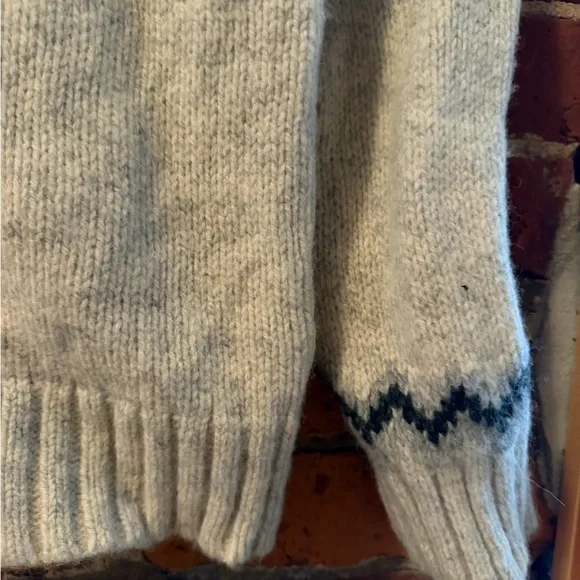 L.L.Bean Fair Isle Ski Wool Blend Sweater Nordic Black Grey Crewneck Size M - Picture 7 of 10